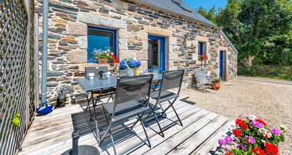 Maison de vacances 'Petite Maison' avec terrasse privée et jardin partagé