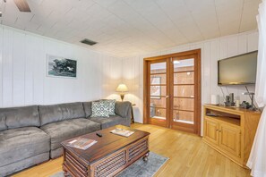 Casa (2 Bedrooms) | Interior