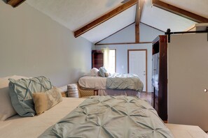 House (3 Bedrooms) | Interior - 5 Mi to Bellhaven: Spacious Getaway in Jackson (Jackson)