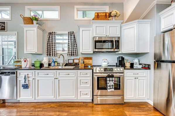 Cottage (2 Bedrooms) | Interior