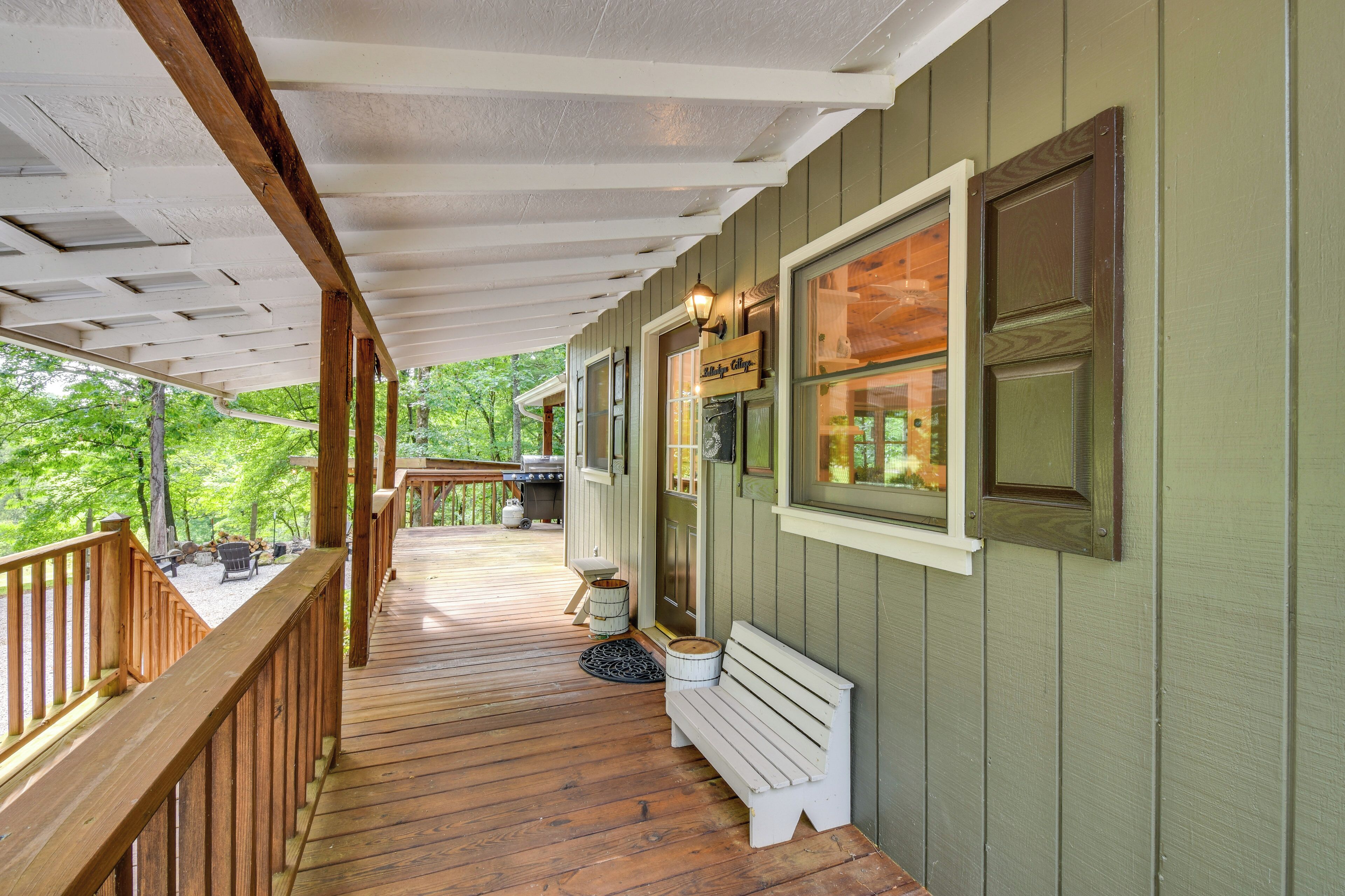 House (2 Bedrooms) | Interior