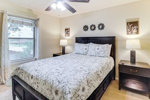 House (3 Bedrooms) | Interior - Near At&t Stadium & Six Flags: Texas Family Home! (Grand Prairie)