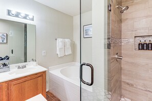 House (3 Bedrooms) | Interior - Near At&t Stadium & Six Flags: Texas Family Home! (Grand Prairie)