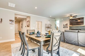 House (6 Bedrooms) | Interior - 11 Mi to Dtwn: Luxe Atlanta Retreat w/ Deck & Yard (Atlanta)