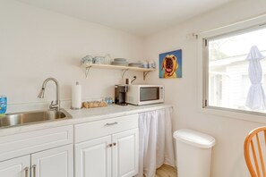 Apartment (0 Bedroom) | Interior