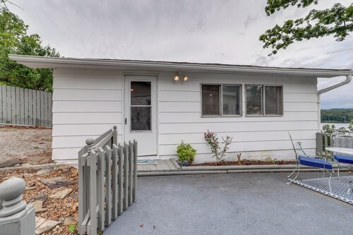 Walk to Norfork Lake: Guest House in Henderson