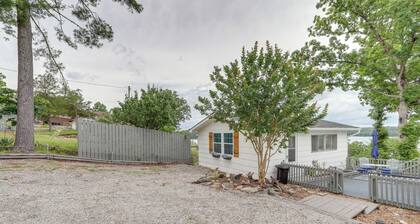 Walk to Norfork Lake: Guest House in Henderson