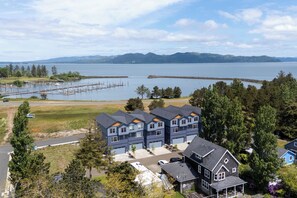 Apartment (4 Bedrooms) | Interior - Columbia River Views: Spacious Hammond Getaway! (Hammond)