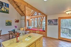 House (1 Bedroom) | Interior