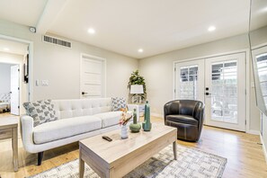 Interior - Private Pool & Patio: Fountain Hills Family Home (Fountain Hills)