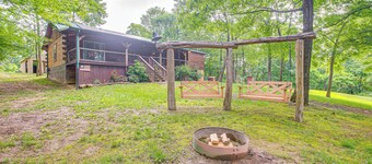 池塘和火坑:蓝岩附近迷人的原木小屋