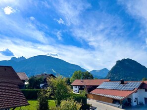 Exterior - Cozy Apartment with Mountain Views and Box Spring Bed (Pfronten)