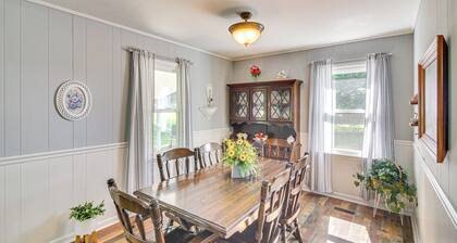 7 Mi to Center Hill Lake: Spacious Sparta Home!