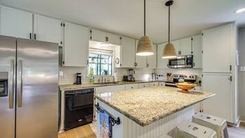 Nhà (2 Bedrooms) | Nội thất