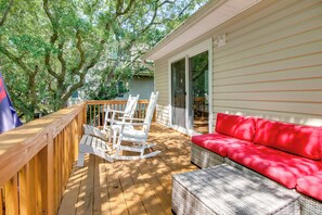 House (3 Bedrooms) | Interior - Walk to North Topsail Shores: Beach House w/ Gear! (Sneads Ferry)