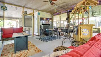 House (3 Bedrooms) | Depan hartanah