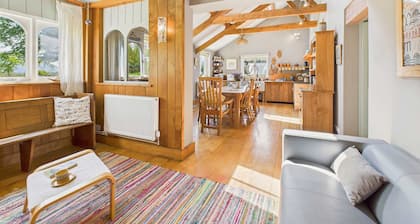 Host Stay Lowmoor