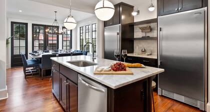 Renovated Victorian Home | Forsyth Park