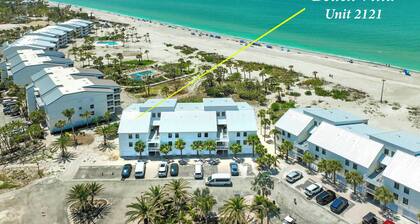 South Seas Beach Villa 2121: Your Exclusive Two-Story Beach Villa with Direct