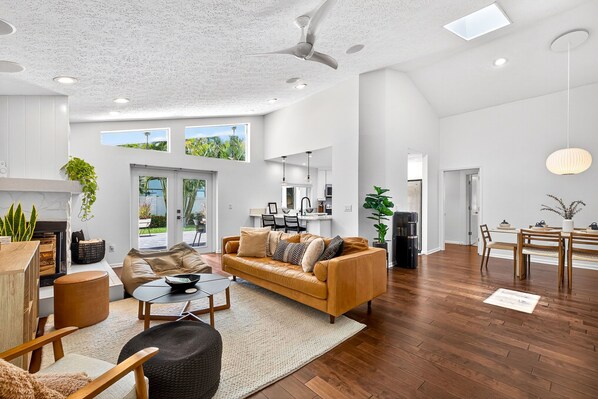 Télévision, espaces bureaux