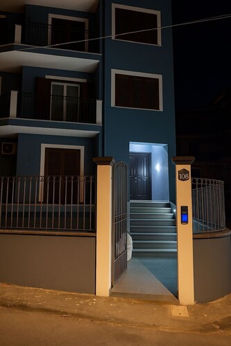 Appartamento con 5 posti letto e tutti i confort al centro di Misterbianco