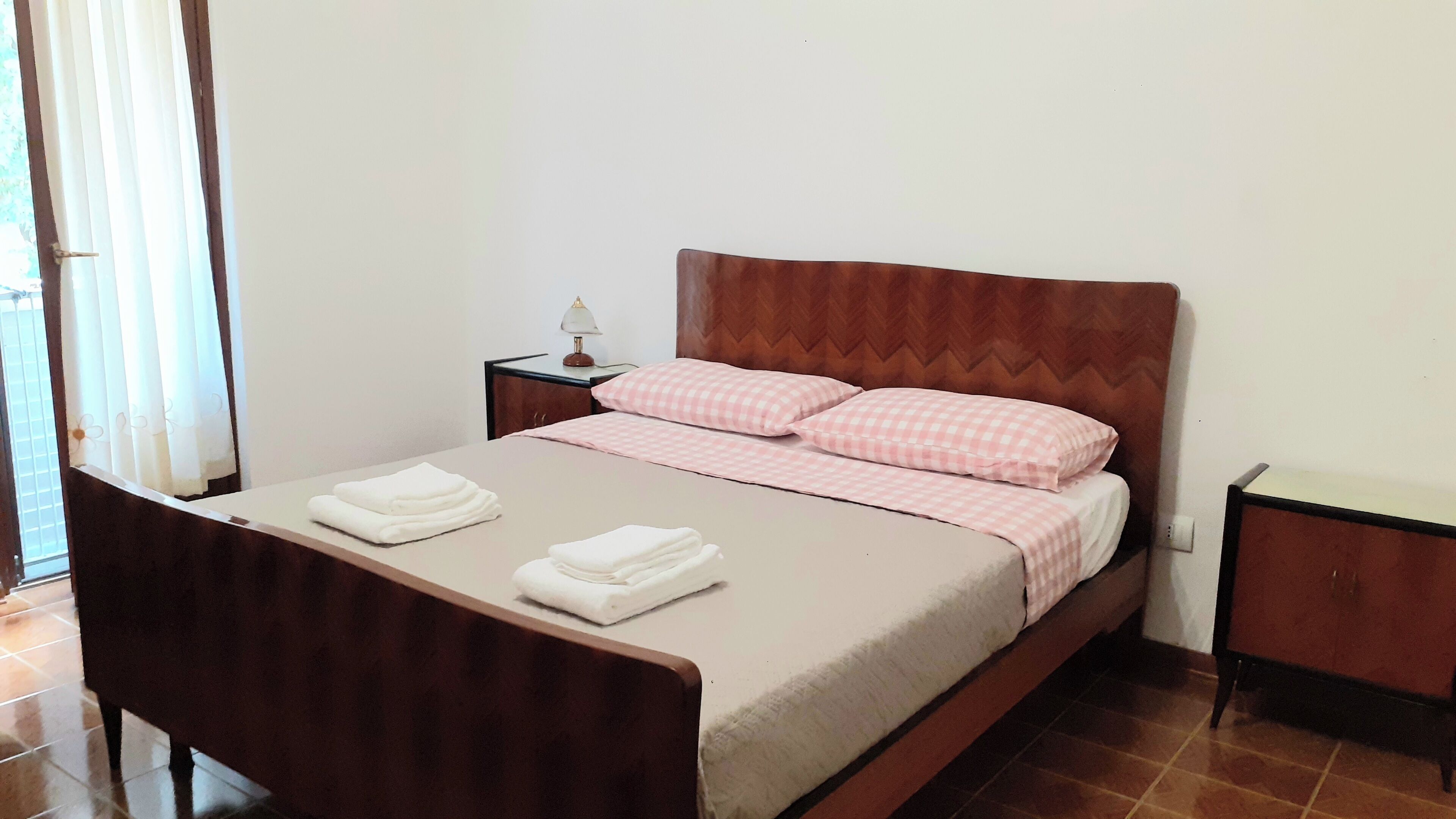 Fer et planche à repasser, Wi-Fi, draps fournis