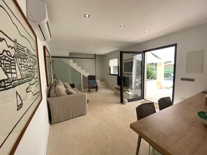 TV - Cottage 'Can Custure' with Private Pool, Wi-Fi and Air Conditioning (Illes Balears)