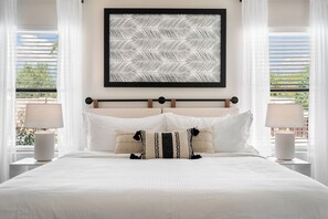 4 bedrooms, iron/ironing board, free WiFi, bed sheets