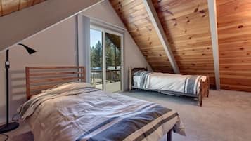 Chalet, 3 Bedrooms | 3 bedrooms, laptop workspace, iron/ironing board, free WiFi