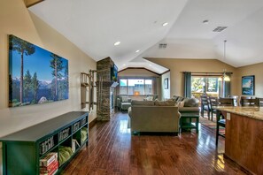 Appart'hôtel, 3 chambres | Coin séjour