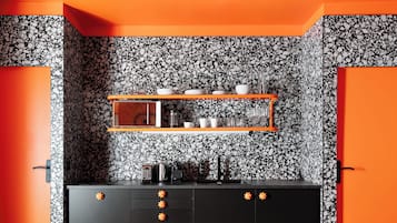 Appartement 01 | Cozinha privada | Micro-ondas, máquina de café expresso, chaleira elétrica, torradeira