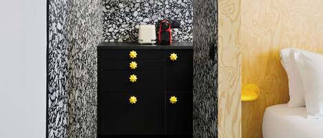 Studio 11 | Cuisine privée | Micro-ondes, machine à expresso, bouilloire électrique, grille-pain