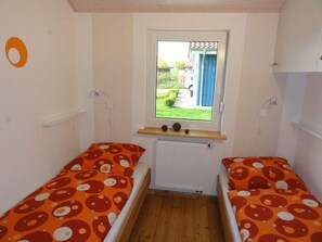 2 bedrooms