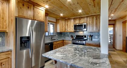 Tall Pine Chalet 3 Bedroom Home