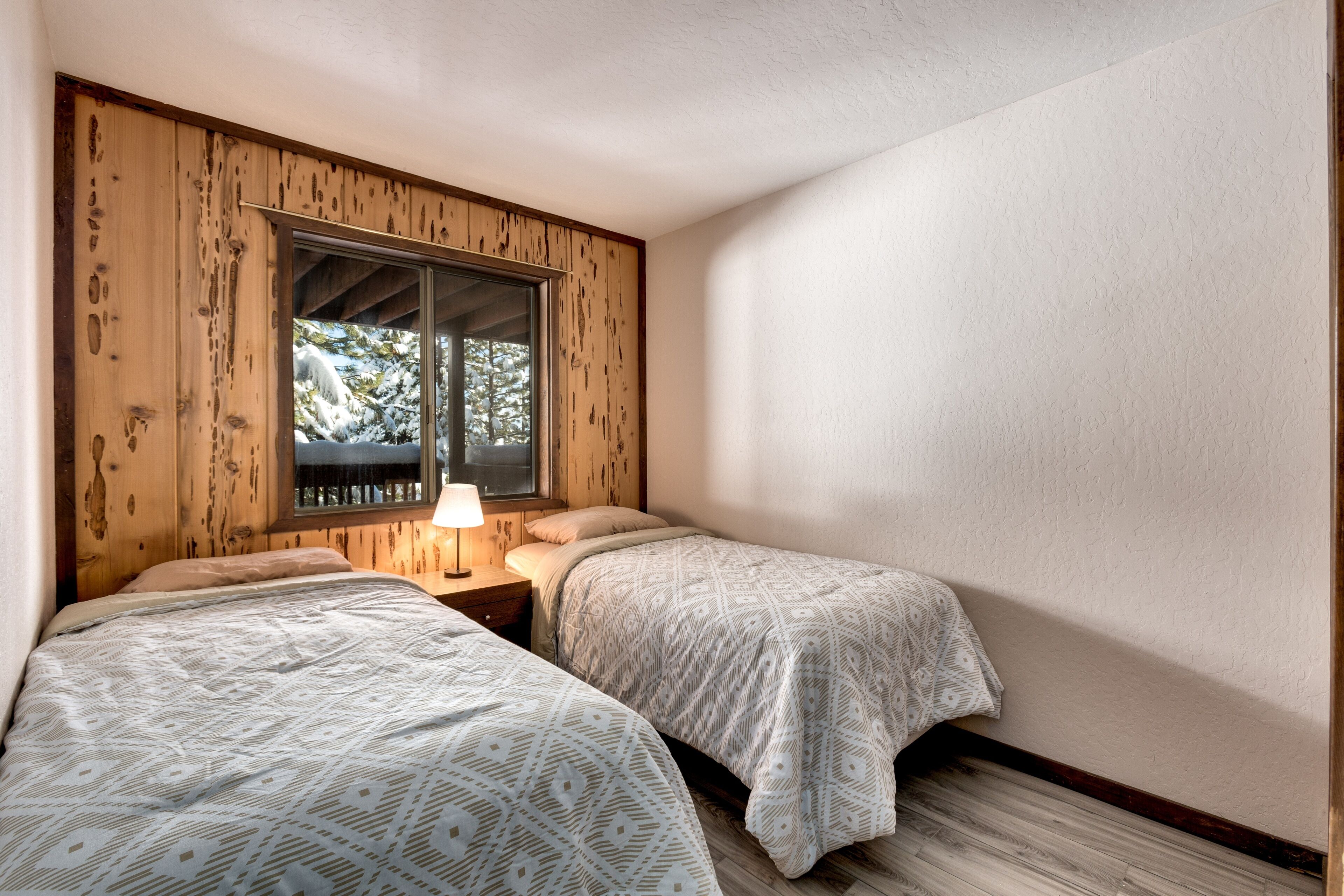 2 bedrooms, iron/ironing board, free WiFi