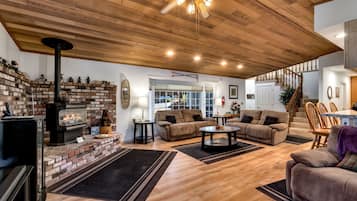 House, 3 Bedrooms | Interior