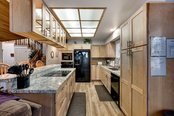 Maison, 3 chambres | Cuisine privée | Réfrigérateur, four, cafetière/bouilloire, grille-pain