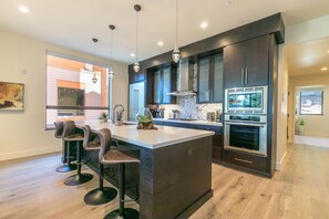 Private kitchen - Crystal Bay Retreat 204 3 Bedroom Condo (Incline Village)