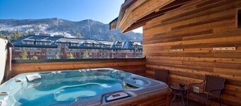 Downtown Penthouse 4 Bedroom Condo