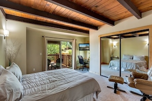 3 habitaciones y espacio para trabajar con laptop