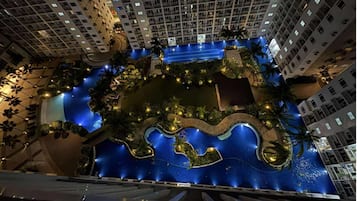 Appart'hôtel, 1 chambre, piscine privée, vue ville | Piscine