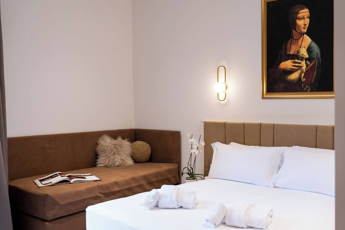 Classic Double Room, Private Bathroom | In-room safe, desk, laptop workspace, blackout drapes