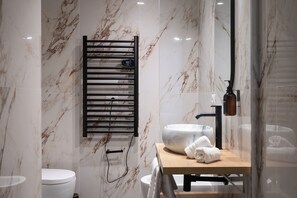 Classic Double Room, Private Bathroom | Bathroom | Shower, hair dryer, towels, soap