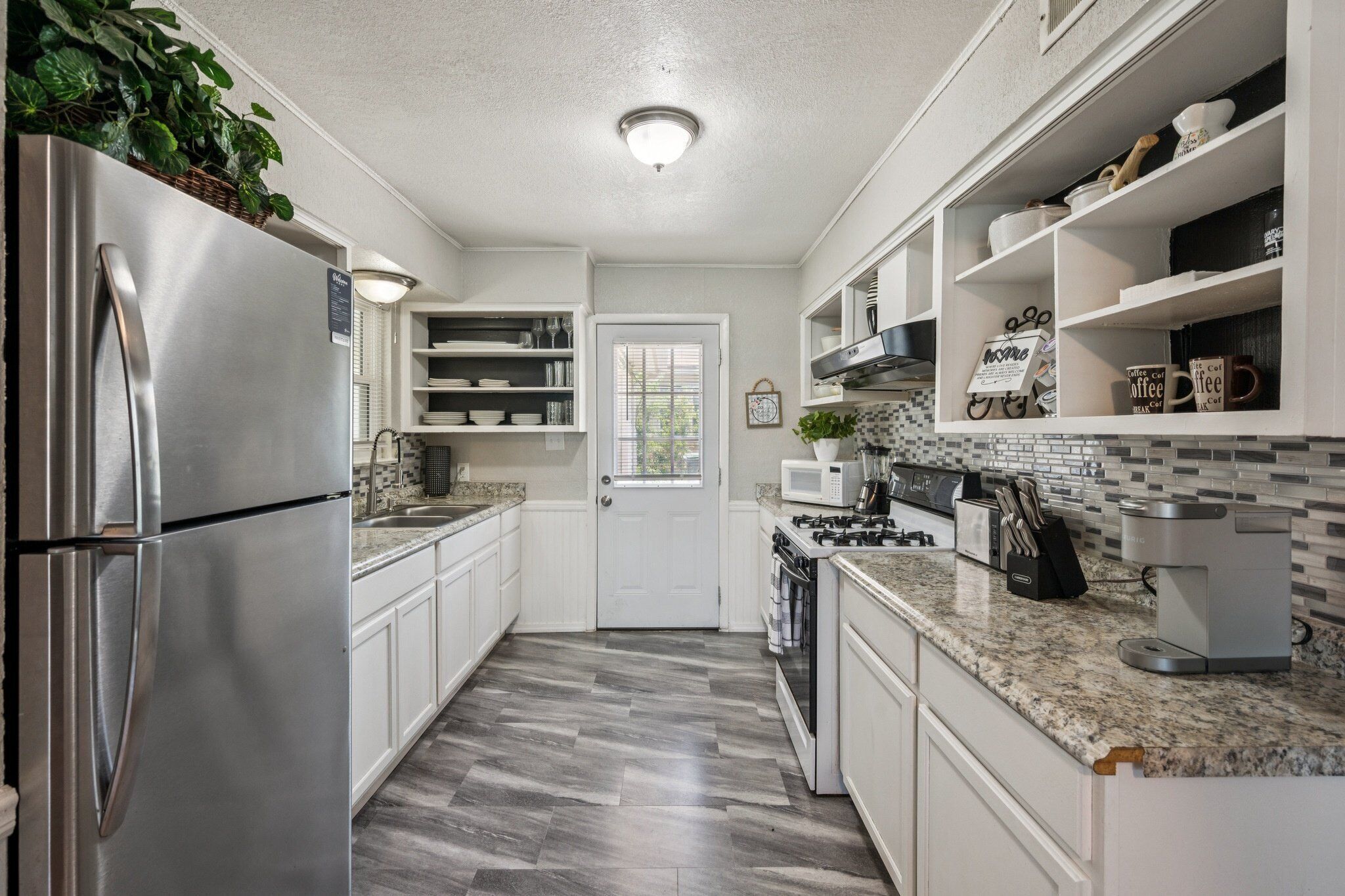 House, 3 Bedrooms | Private kitchen | Fridge, oven, coffee/tea maker, toaster