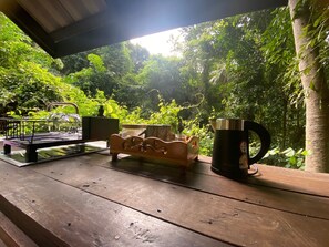 Property grounds - Peaceful, air-conditioned jungle bungalow - less than 5mins from Lamai beach (Chang Wat Surat Thani)