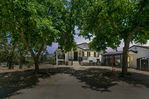 House, 1 Bedroom | Exterior