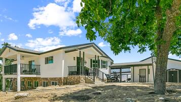 House, 1 Bedroom | Exterior