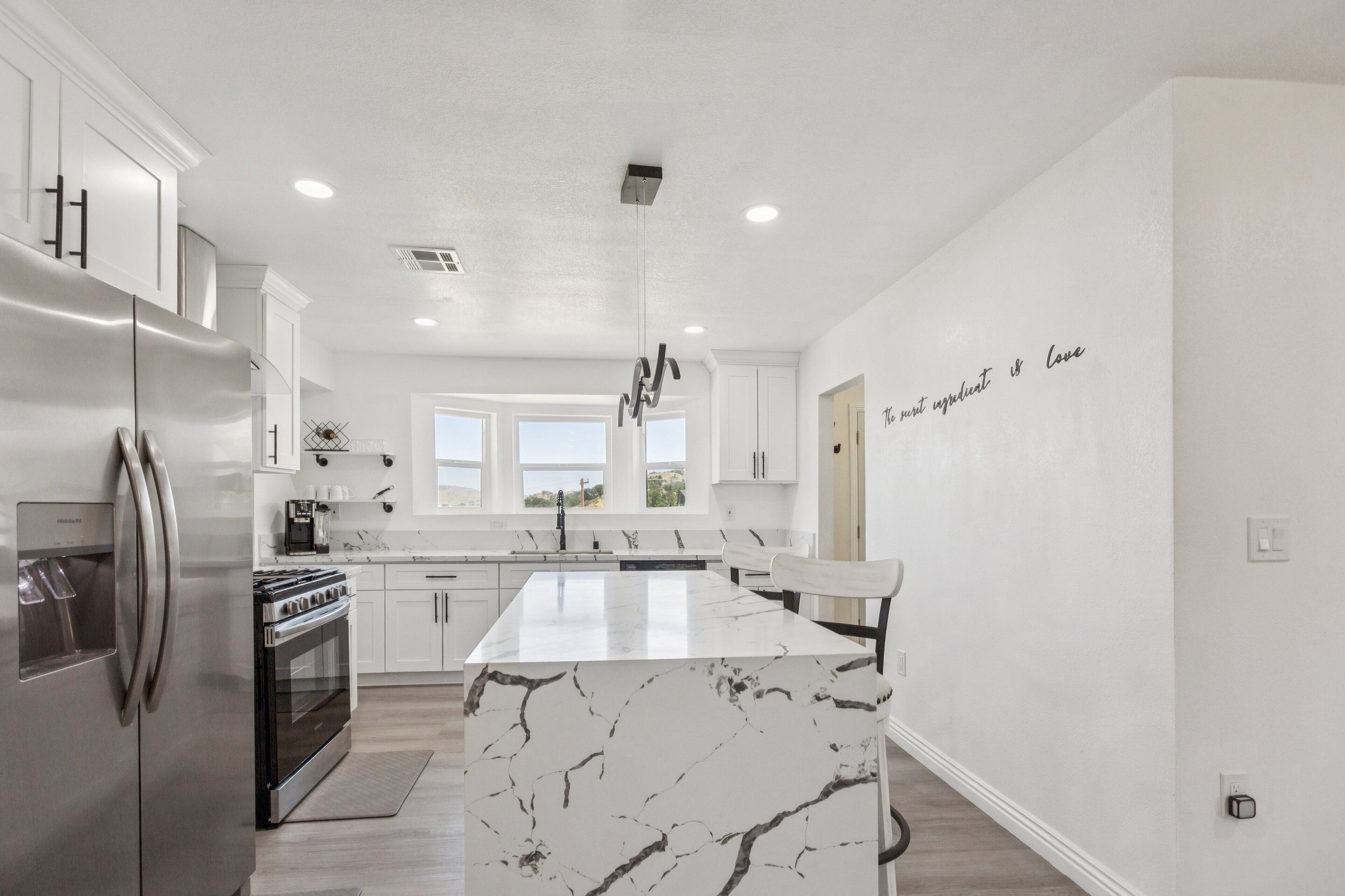 Casa, 1 habitación | Cocina privada | Refrigerador, horno y cafetera y tetera 