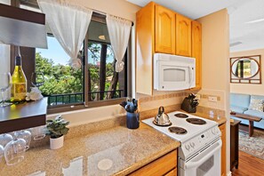 Leilighet, 1 soverom | Eget kjøkken | Kjøleskap, ovn, kaffetrakter/tekoker og brødrister