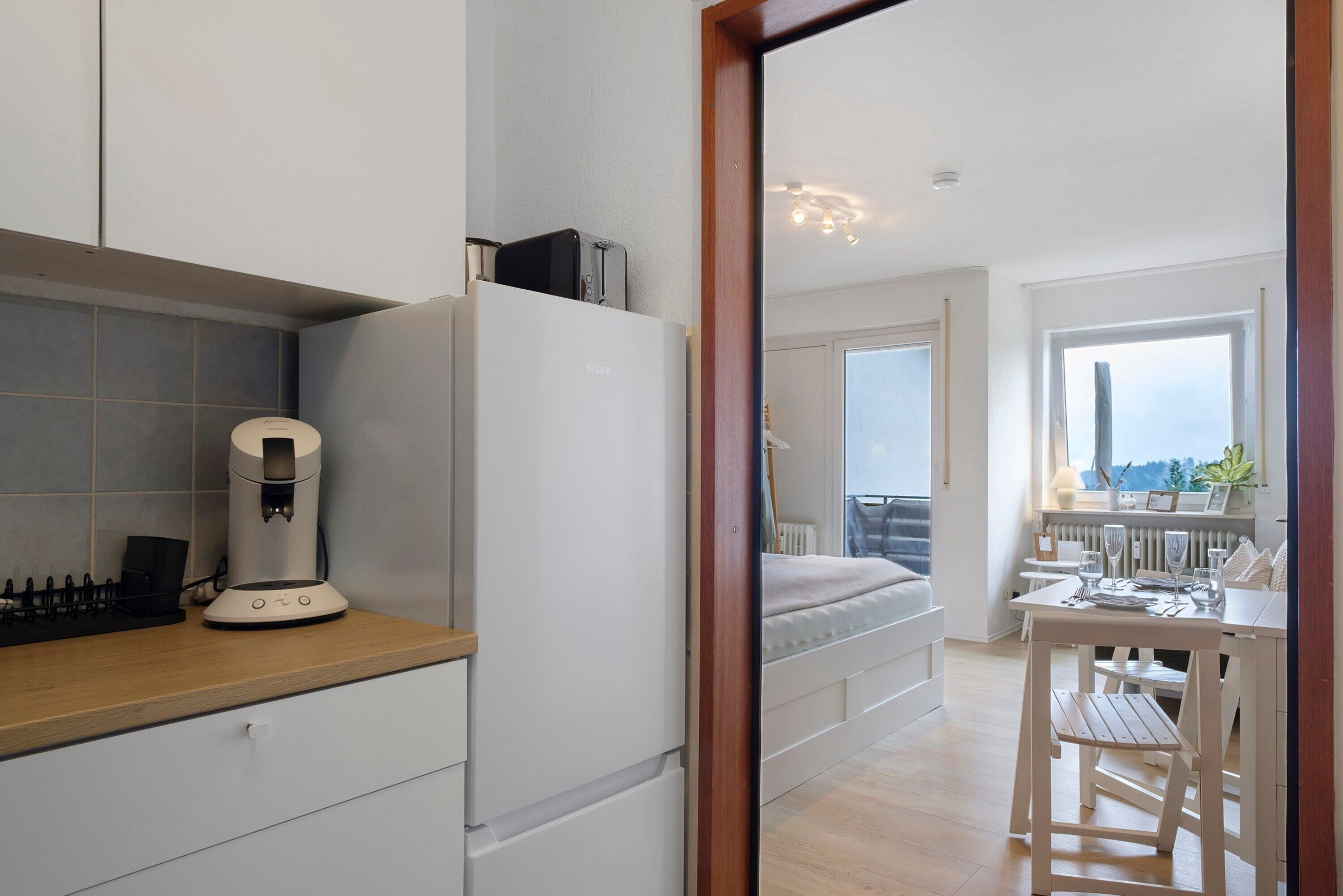 1 camera, Wi-Fi, lenzuola